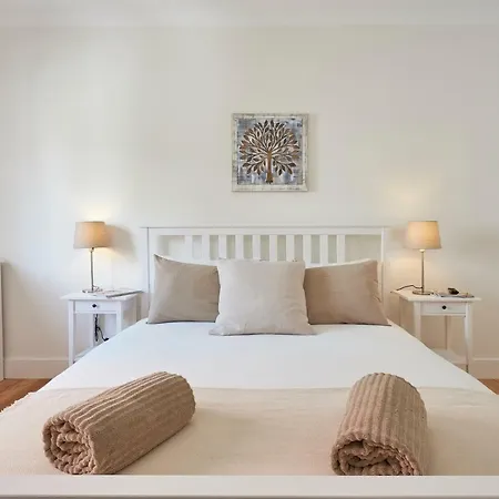 Charming By Msapartments